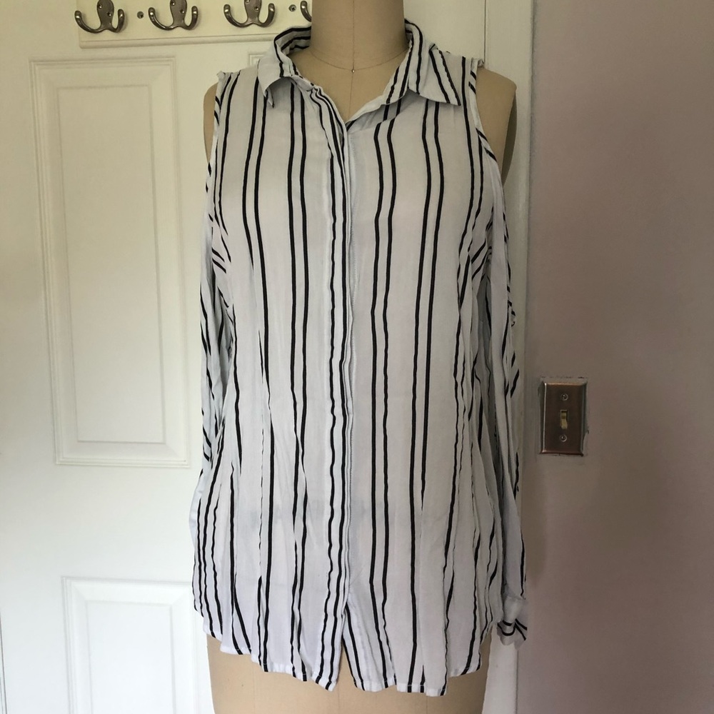 B&W STRIPED COLD SHOULDER BLOUSE
